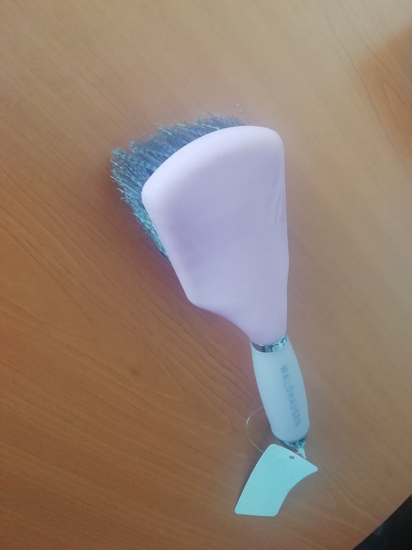 Pudrově růžový